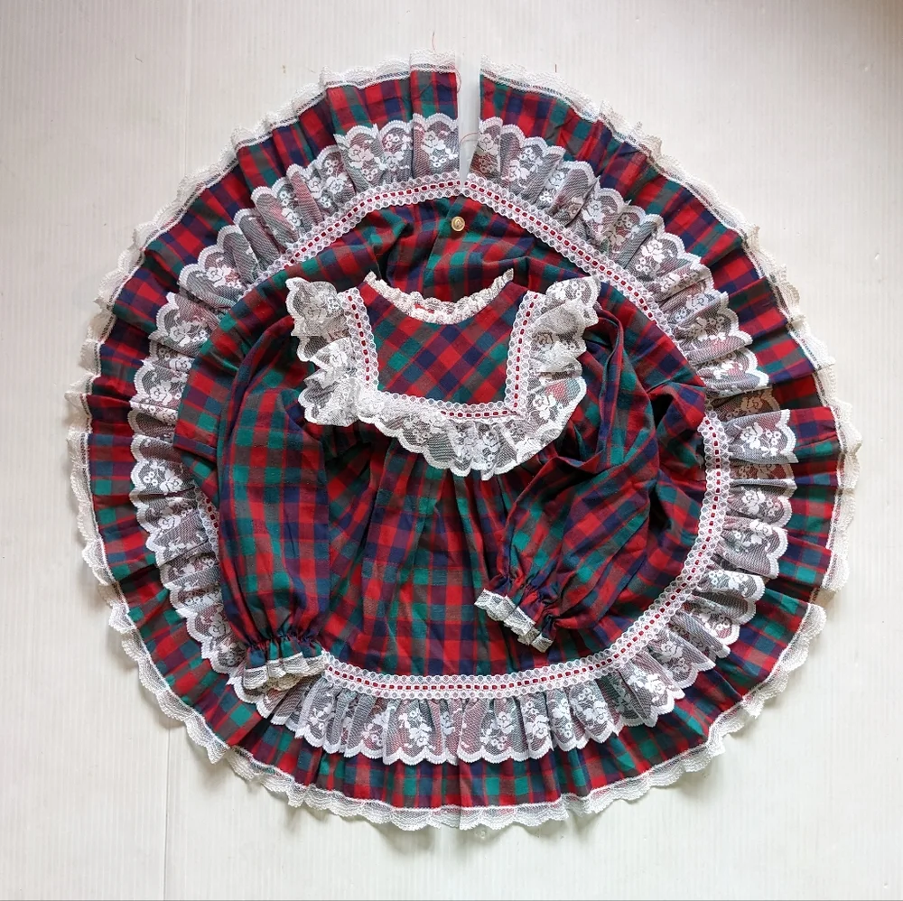 VINTAGE Bryan red plaid ruffles and lace full circle skirt girls dress 2t